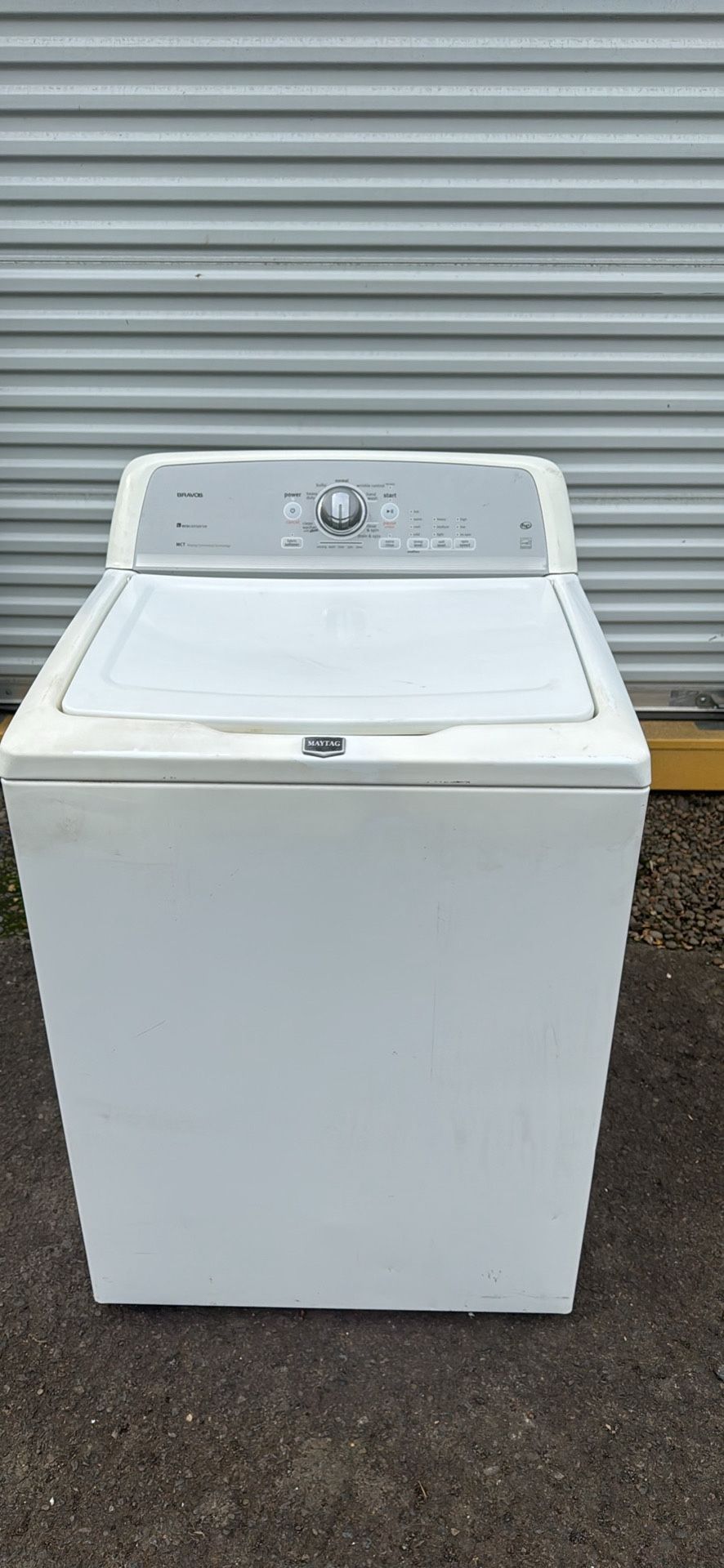 Maytag washing machine in excellent condition💦
