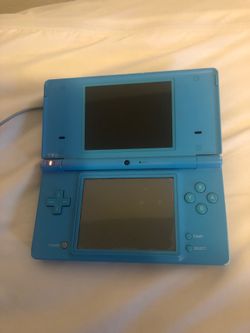 Blue nintendo dsi selling for 40 buks