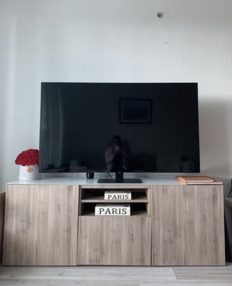 TV STAND 3 Doors