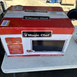 Magic Chef Microwave Oven 0.9 Cu.ft.
