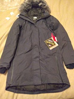 Women's north face Gore*tex jacket Size SP
