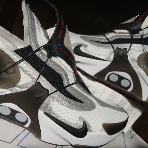 Nike Adapt Huarache New/Unworn/Box/Tags Size 7