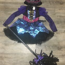 Halloween Witch Costume Size Kids 7/8 In Good Condition With Lights Up Broom 