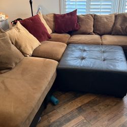 Sofa With Detachable Chaise And Ottoman