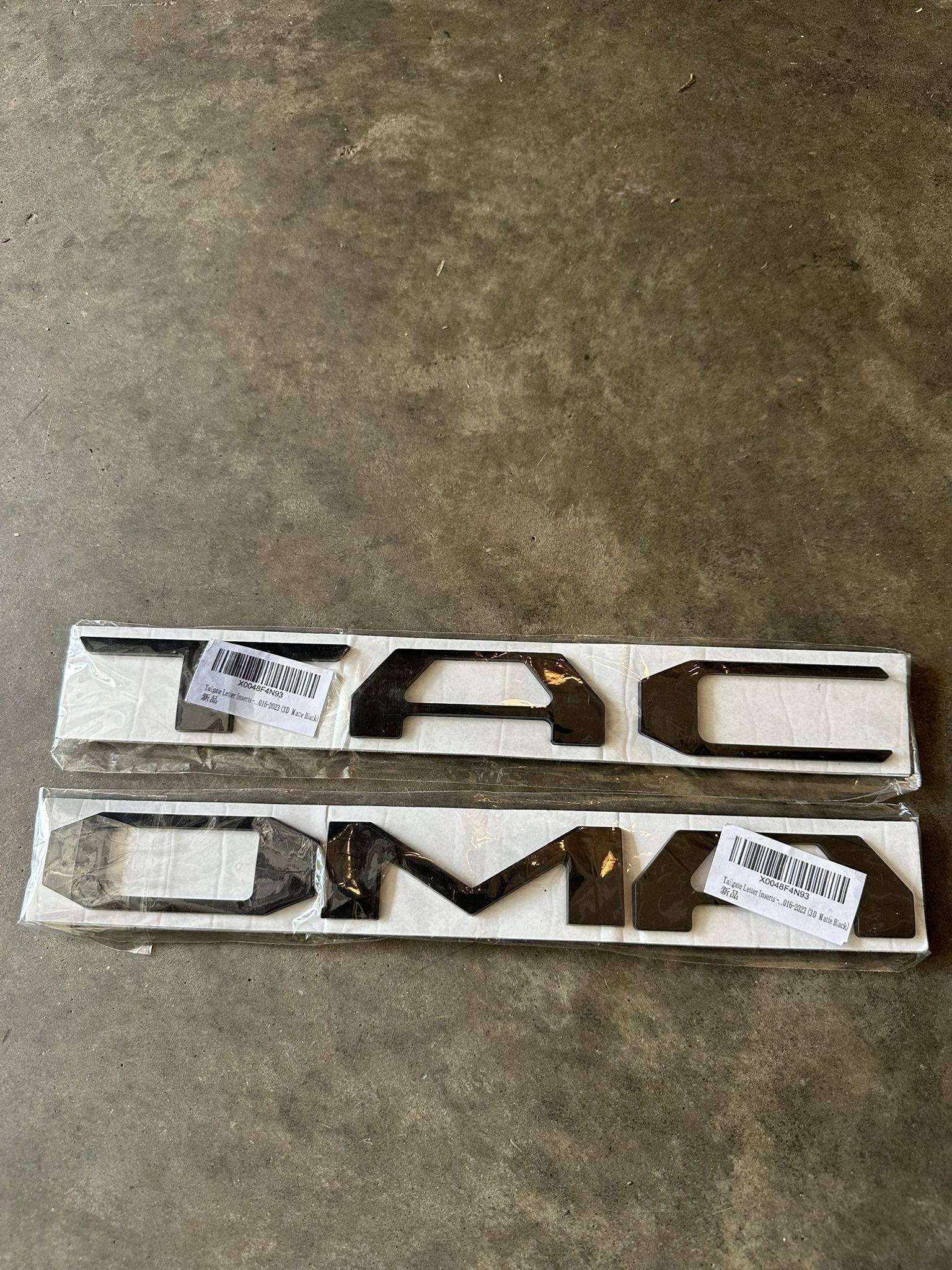 Tailgate Letter Inserts - 2016 -2023 Toyota Tacoma (Matte Black)