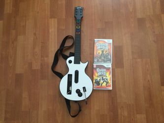 White Gibson Guitar Hero Nintendo Wii with 2 Games