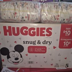 Huggies Size 5 Son 172 Pañales  Por $40 Precio Es Firme 