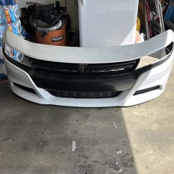 2015 Dodge charger front bumper complete