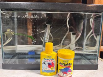 2 Gallon Fish Tank