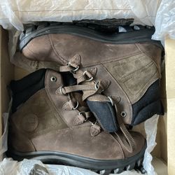 Timberland Men’s Men's Chillberg Waterproof Insulated Mid Boot - 9 (New Condition, Never Worn)