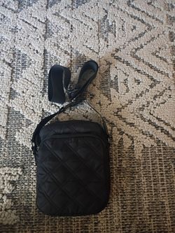 Nollia Crossbody bag
