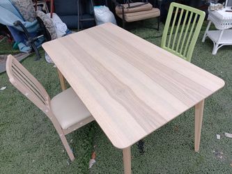 Kitchen Table And Chairs 