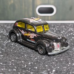 HOT WHEELS 1940 FORD "LIGHTNING FAST DELIVERY" Mattel 1982 Die Cast 1:64