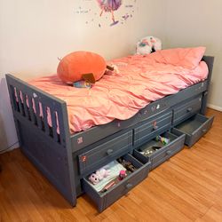 Free beds and mattress