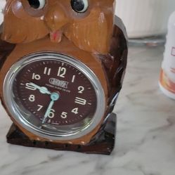 Rare OWL CLOCK. 2  other Vintadge 