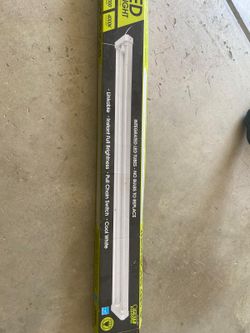 Feit LED light dual and extendible