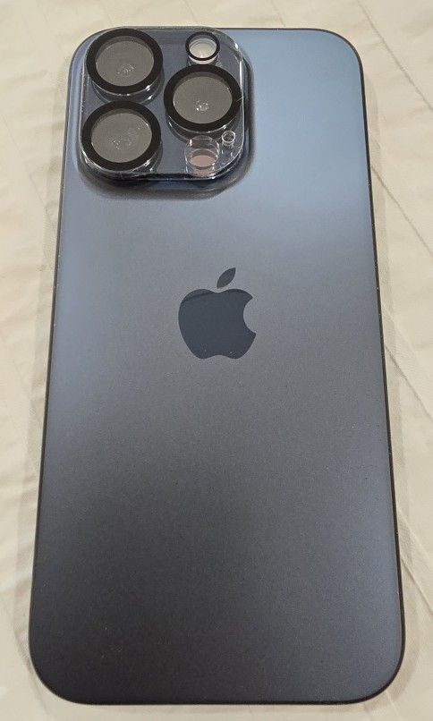 Like New, iPhone 15 PRO 1TB With AppleCare + Warranty