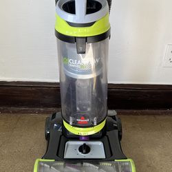 Bissell Cleanview Swivel Pet Vacuum