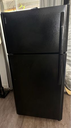 Frigidaire fridge  2019