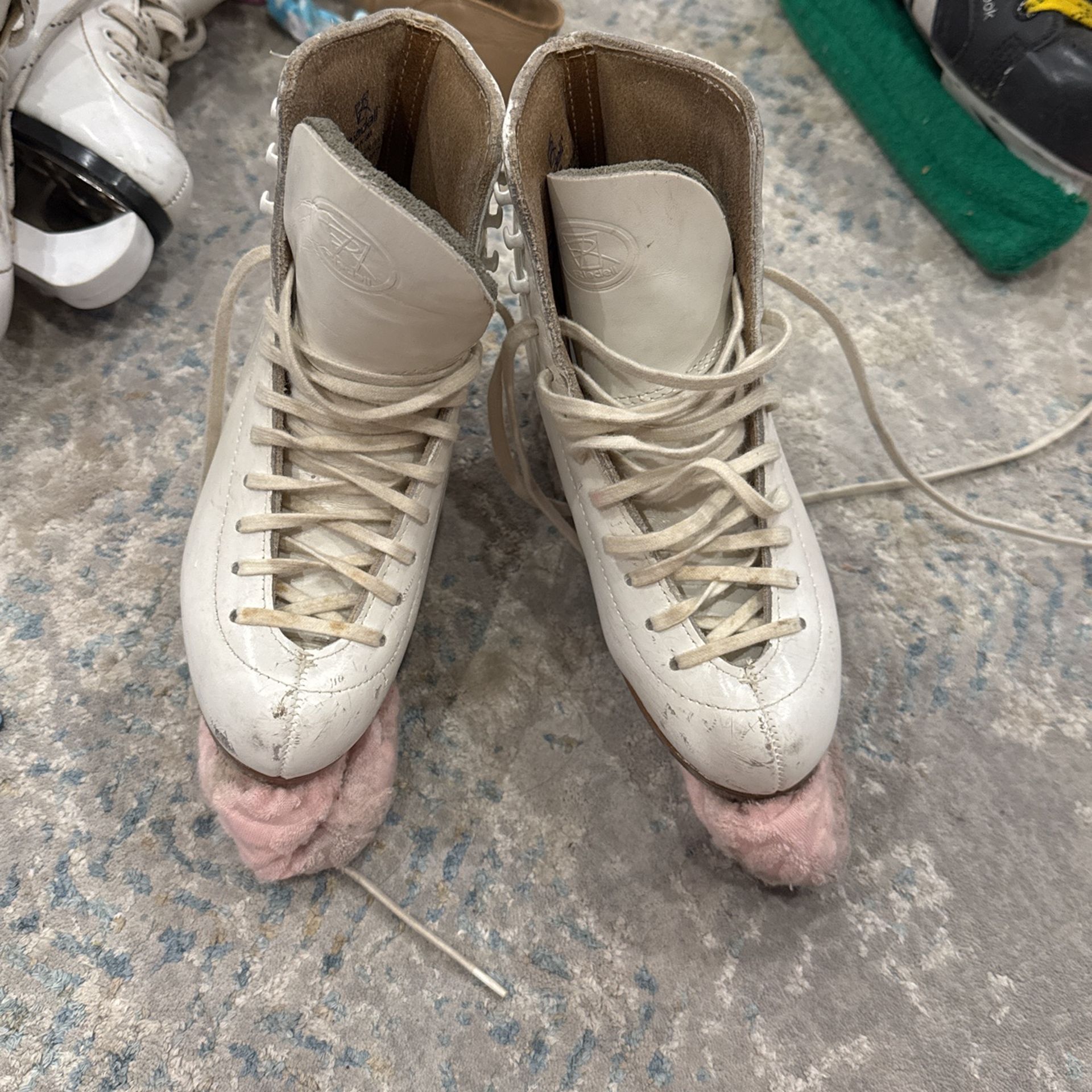 Ice-Skating Shoes (figure Skating)