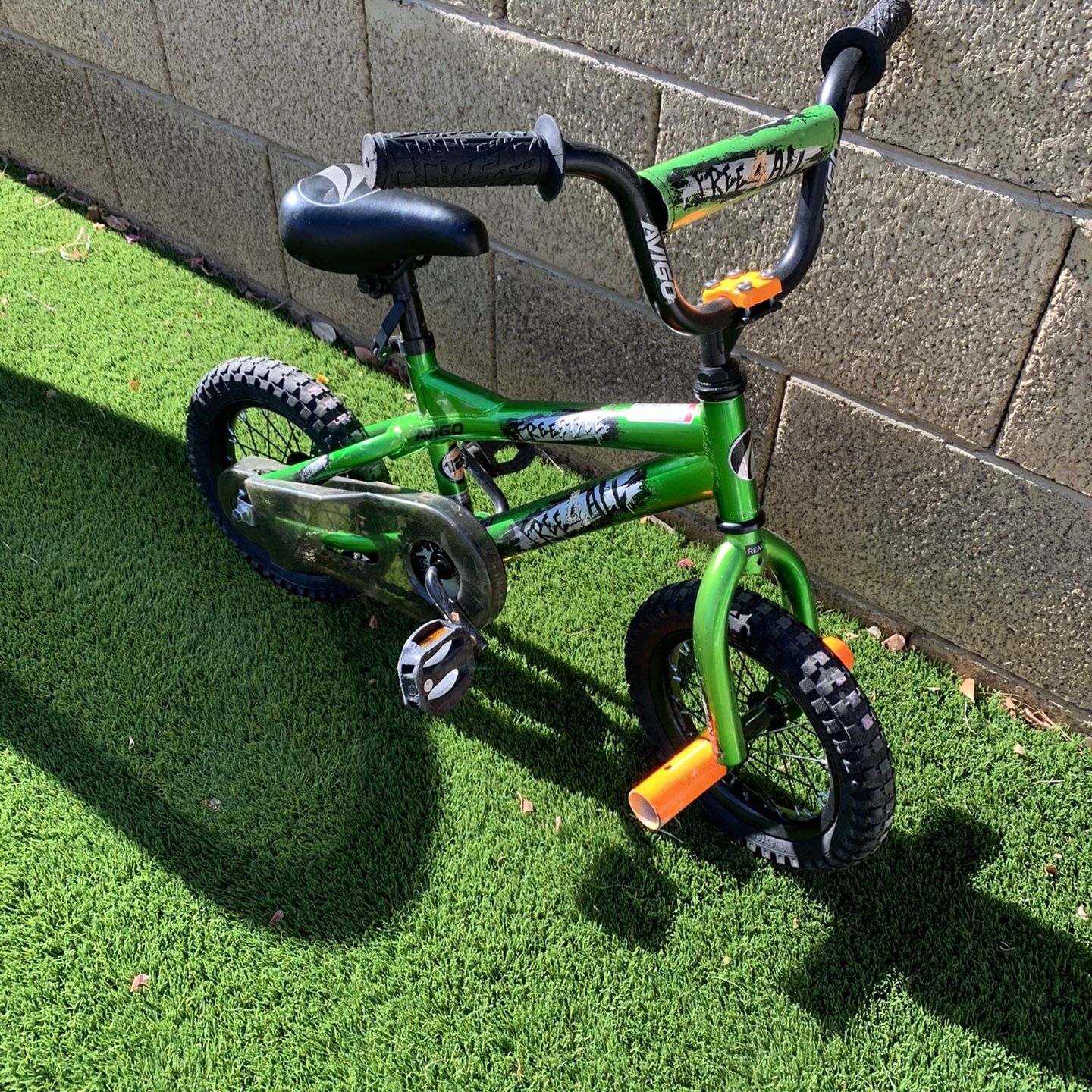 REDUCED! Youth Bike - 12” Amigo Free 4 All