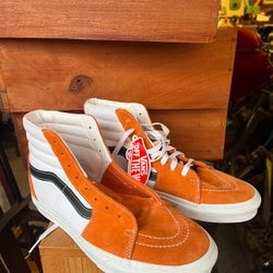 Brand new Pair Of High top vans Size 9