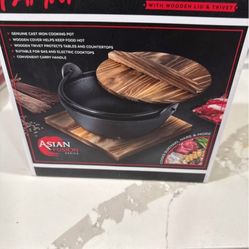 Parini 2-Liter Cast Iron Noodle Hot Pot
