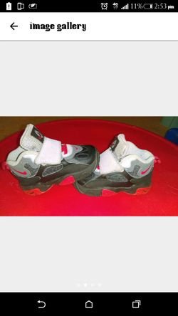 Boys Nike sz 8c