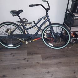 Huffy Bike Excellent Condition  $70