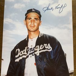 Sandy Koufax Signed 10x12 Photograph 