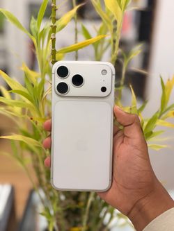 🔥 iPhone 17 Pro Max  Now Available!🔥