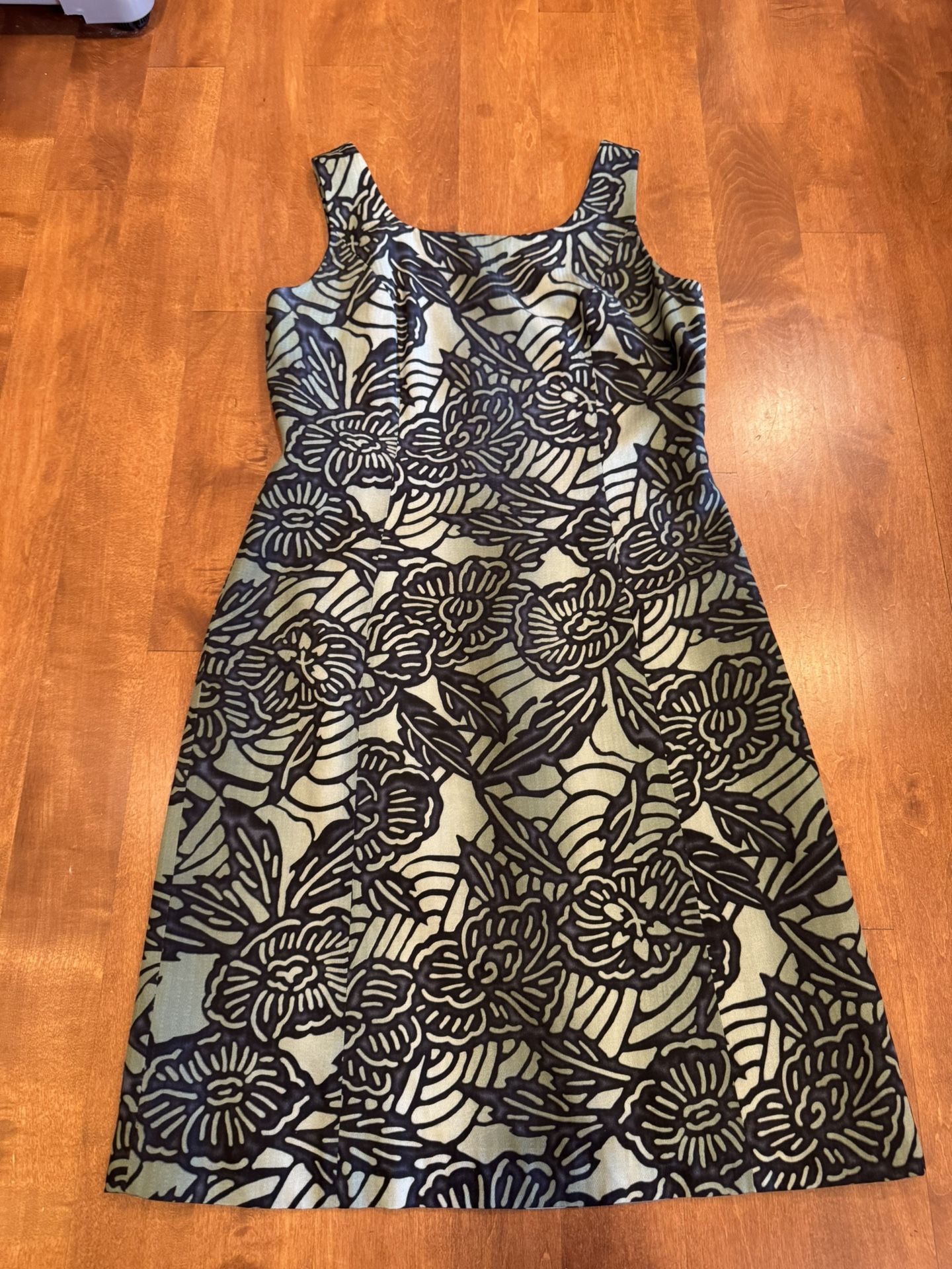 Woman’s Vintage 100% Silk Tommy Bahama Dress Shipping Available