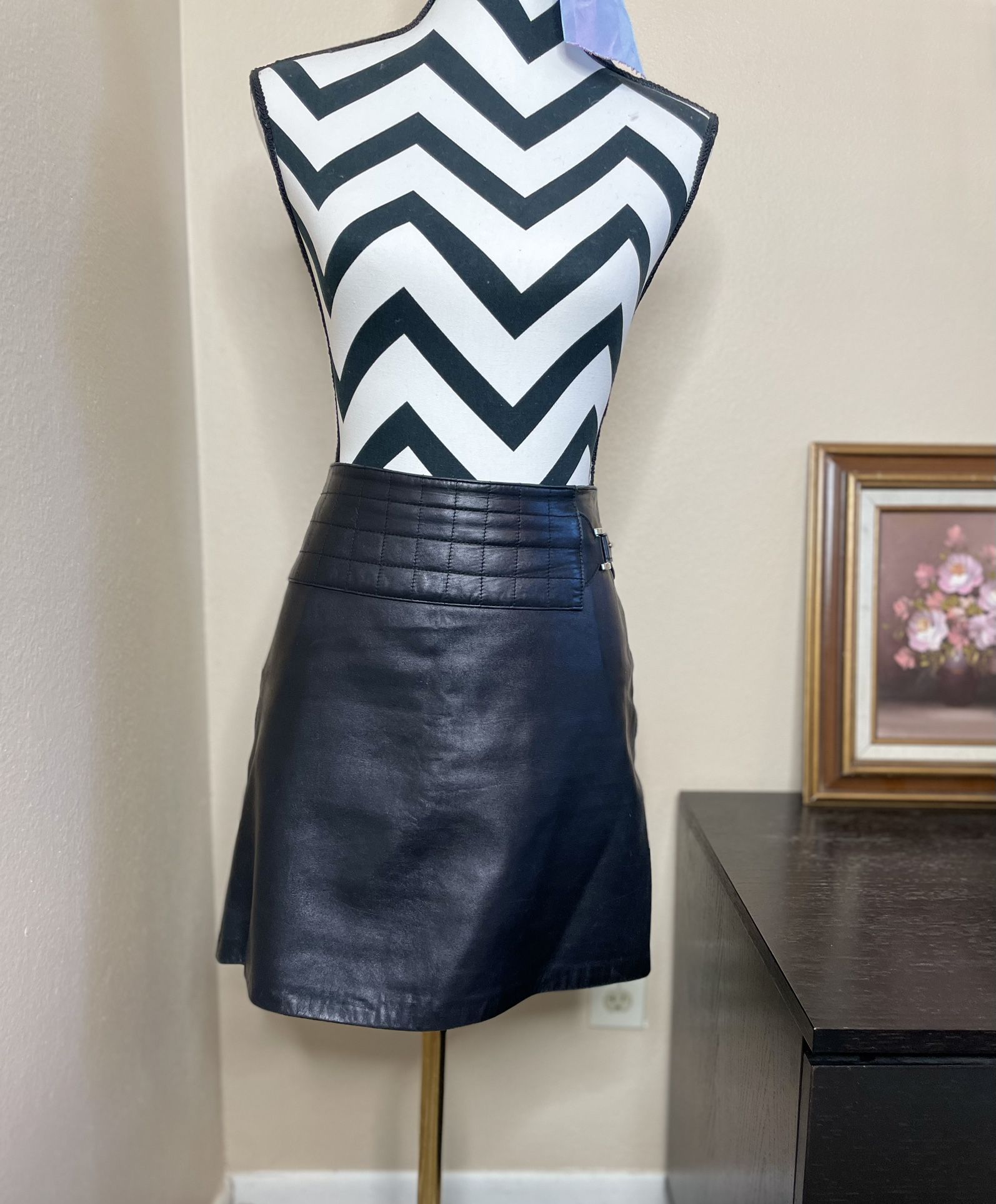 Cache soft calfskin moto leather mini skirt black size 4