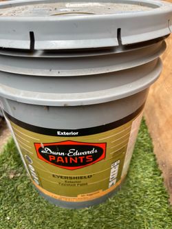 Egshell paint ext 4 gallons
