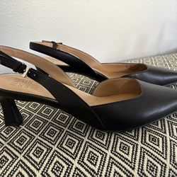 Naturalizer Shoes, size 9