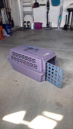 Cat carrier