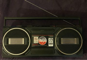 VINTAGE 1986 MAGNAVOX D8040 HI FI STEREO BLUETOOTH UPGRADED 🔥📻  🔥 1980s VINTAGE HI FI SOUND WITH MODERN BLUETOOTH 🔥  Vintage 1986 Magnavox D8040 H