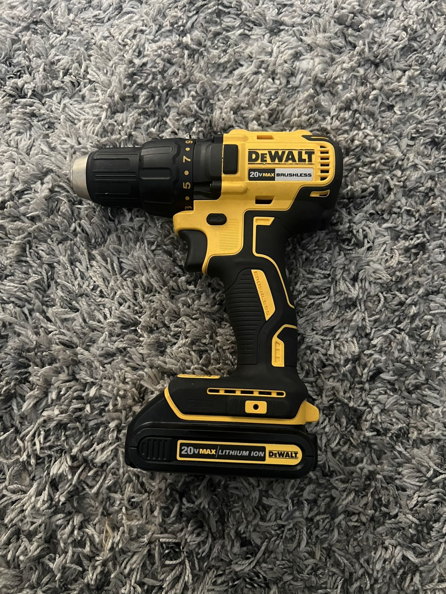 DeWALT Power Drill With Charger & 2 Batteries