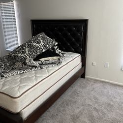 New Queen Bed And Frame 