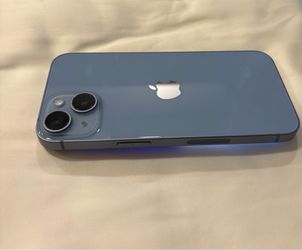 iPhone 14 Blue