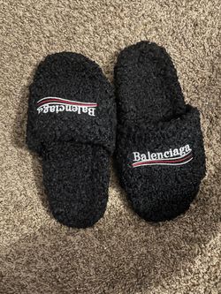 Balanciaga slide size 9.5