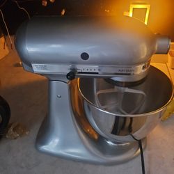 Kitchen Aide Mixer