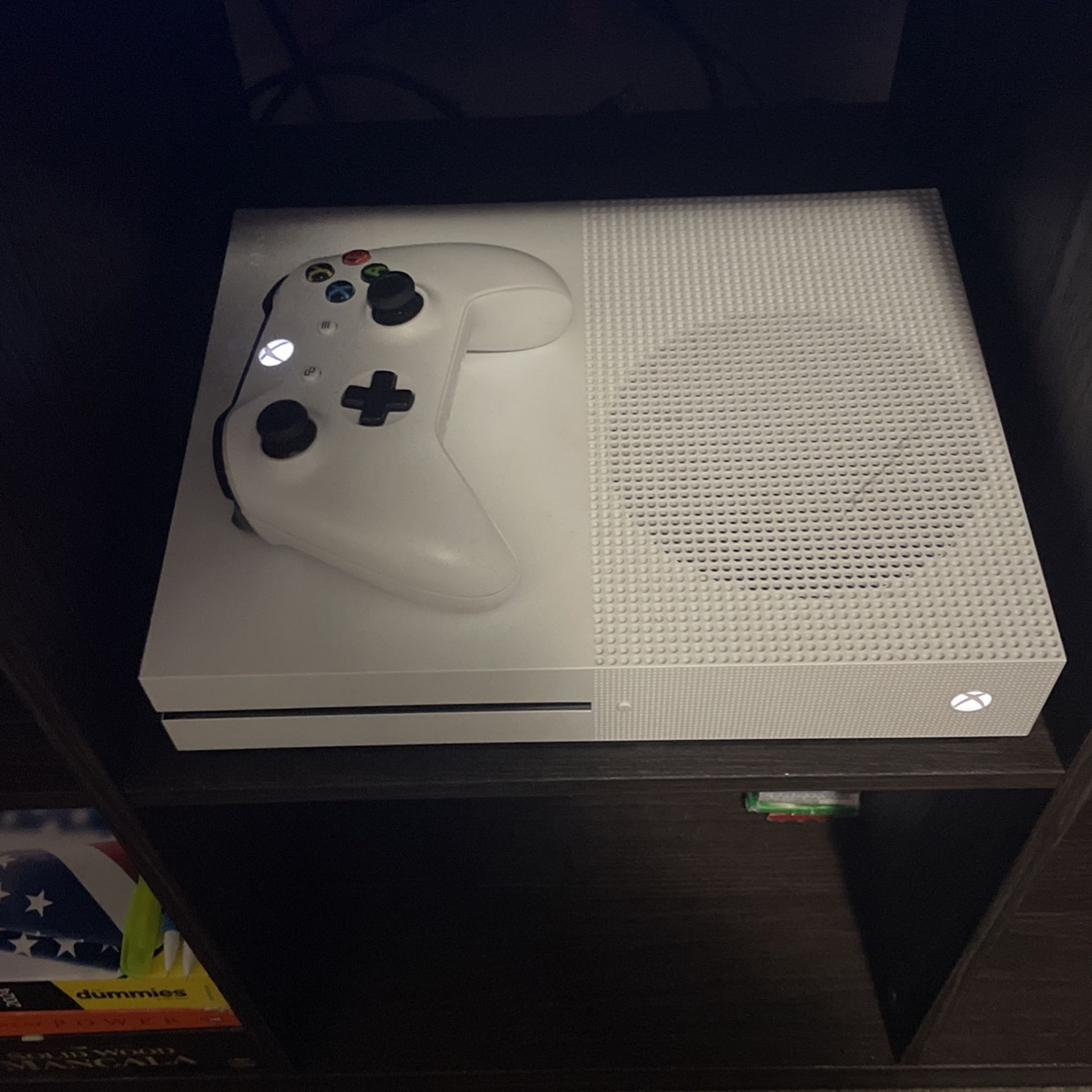 Xbox One With Games Head Set And Storage 