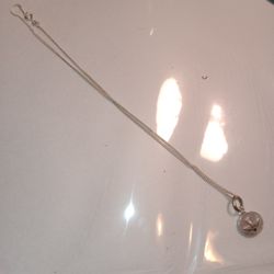 18 In.Sterling Silver Necklace With Pendant.