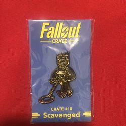Fallout Loot Crate 10 Scavenged Pin Gold ~ New