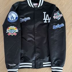 mitchell and ness Men's Los Angeles Dodgers Black Out Collection Full-Snap Varsity Jacket
