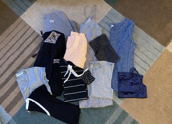 Bundle Lot of Lady’s Small Clothing 
