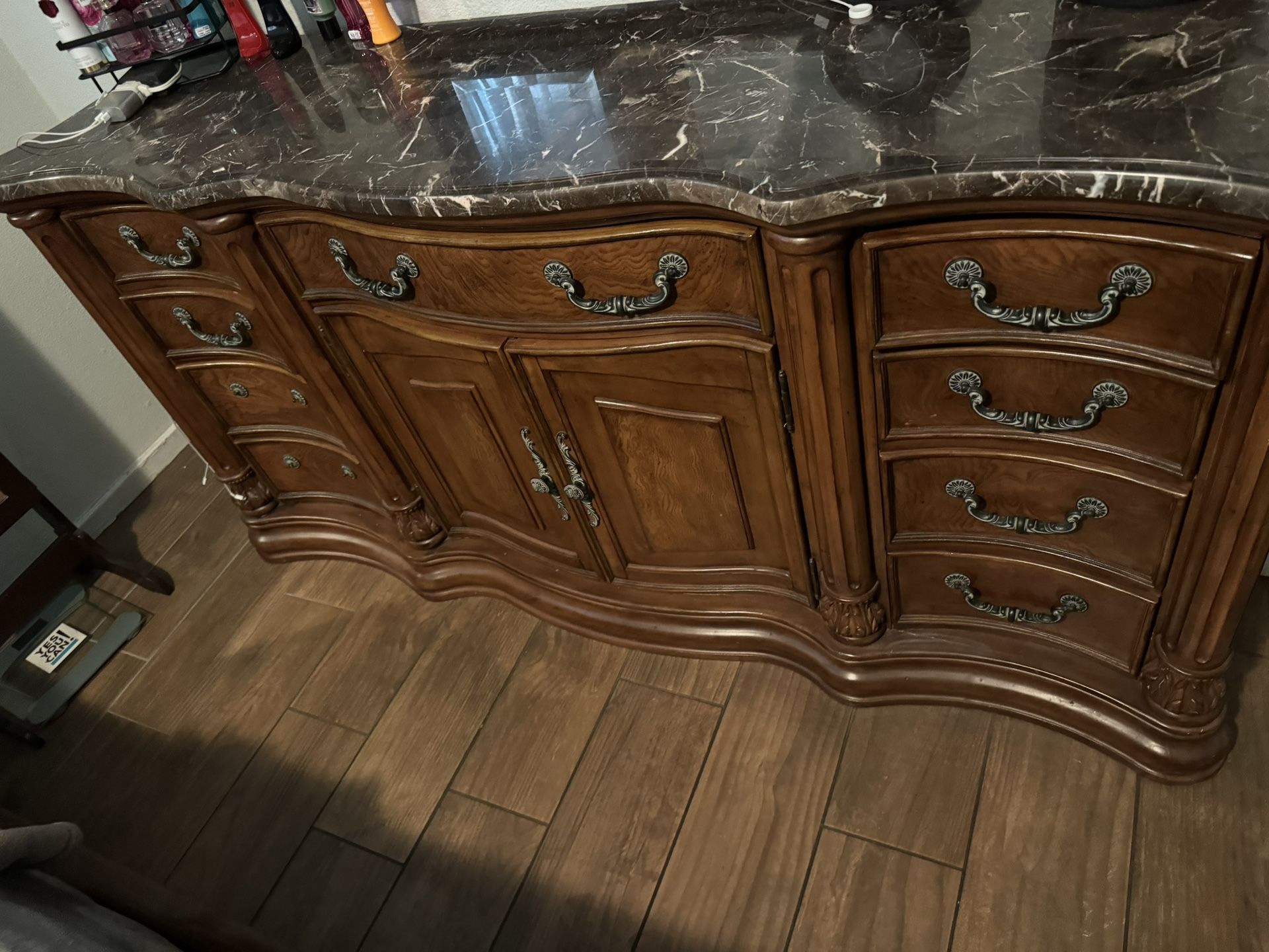 Queen Size Bedroom Set