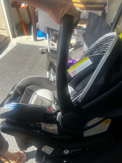 Graco snug ride car seat
