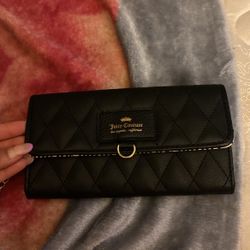 Juicy Couture Wallet With Mini Mirror